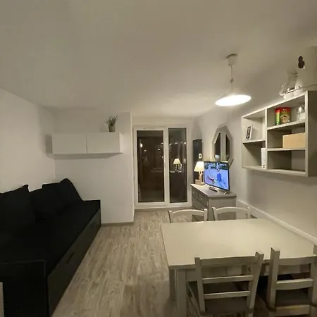 Apartmán Lourea 4 Pers Retour Skis Au Pieds *